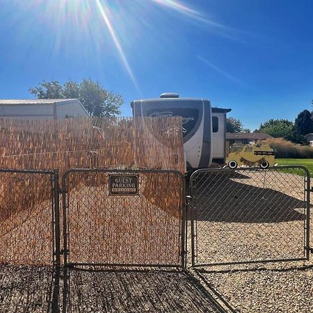Luxury Glamping Near Idaho Event Center In Nampa Apartment ภายนอก รูปภาพ