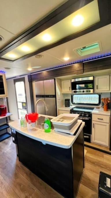 Luxury Glamping Near Idaho Event Center In Nampa Apartment ภายนอก รูปภาพ