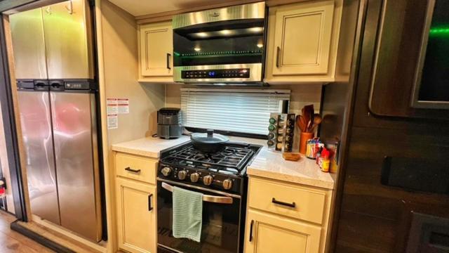 Luxury Glamping Near Idaho Event Center In Nampa Apartment ภายนอก รูปภาพ